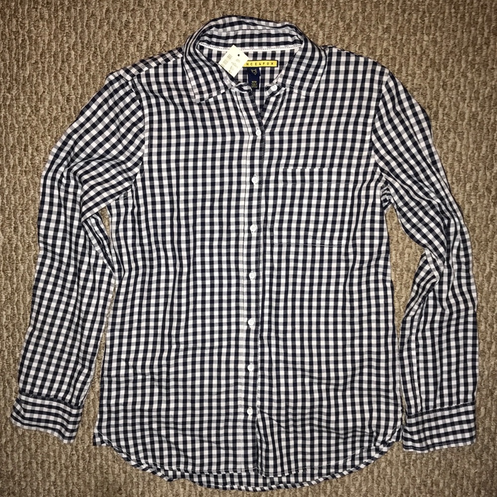 PRINCE & FOX Button Down Top NWT